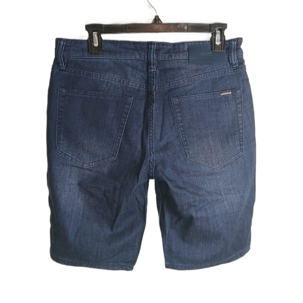 Hugo Boss Straight Fit Denim Shorts Mens Dark Wash Mid Rise Bermuda Shorts New - Picture 2 of 5